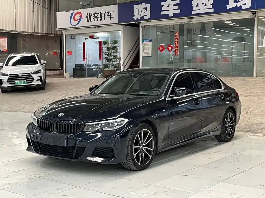 BMW 3 Series — фото 1