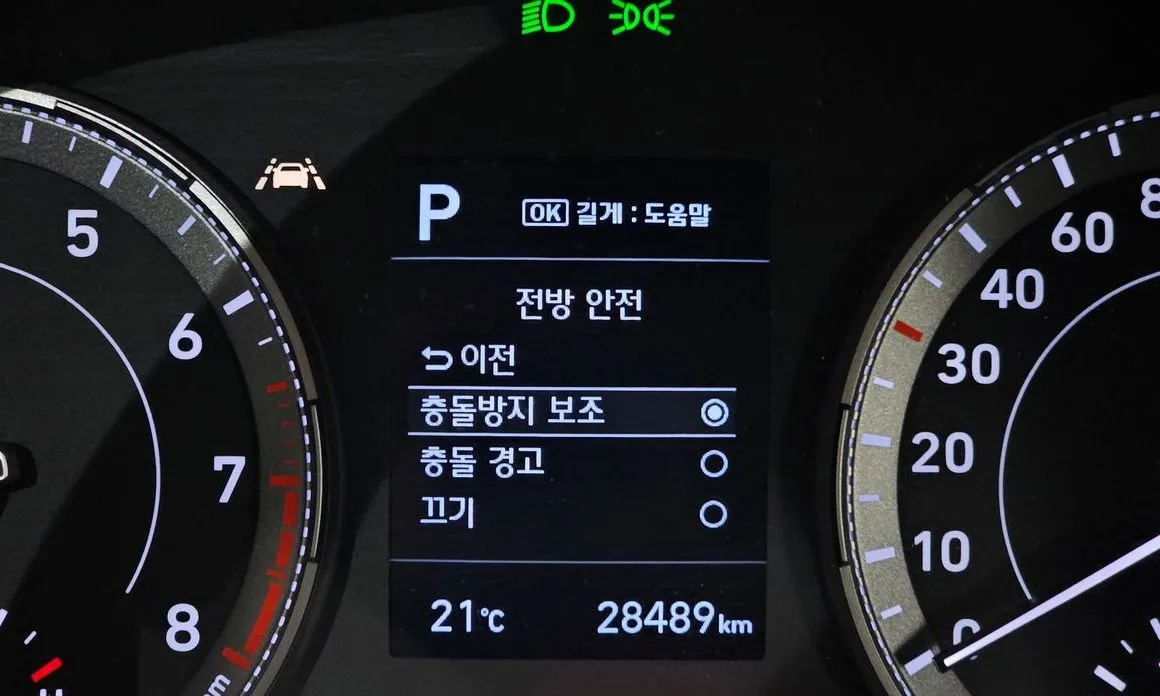 Hyundai Venue — фото 4