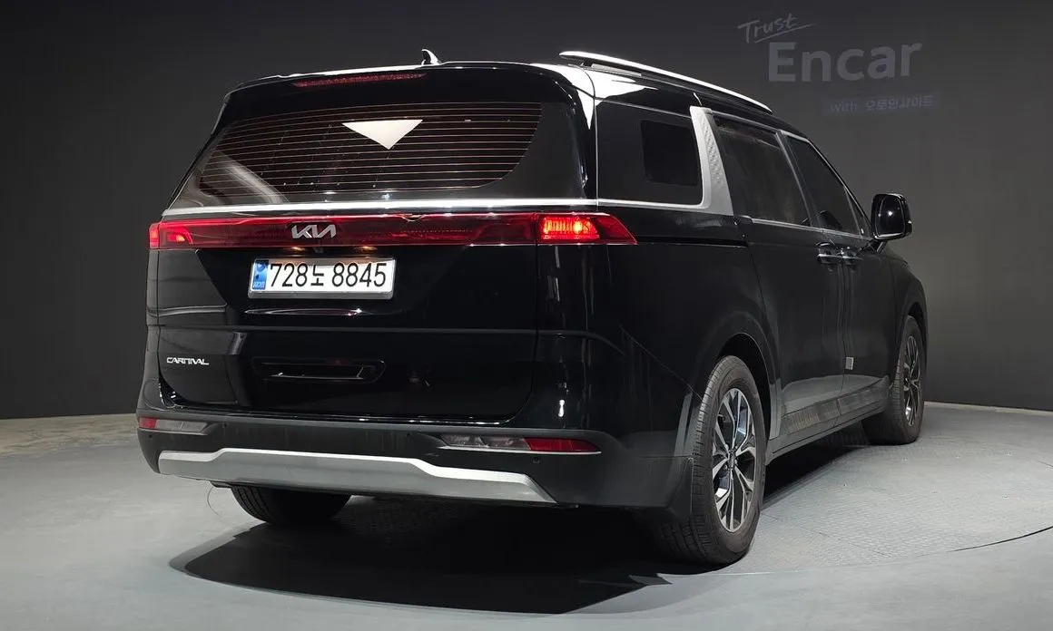 Kia Carnival — фото 2