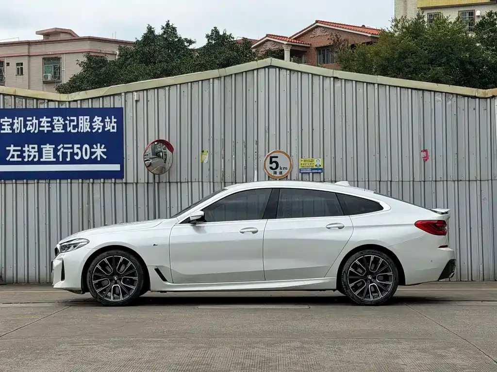 BMW 6 Series GT — фото 7