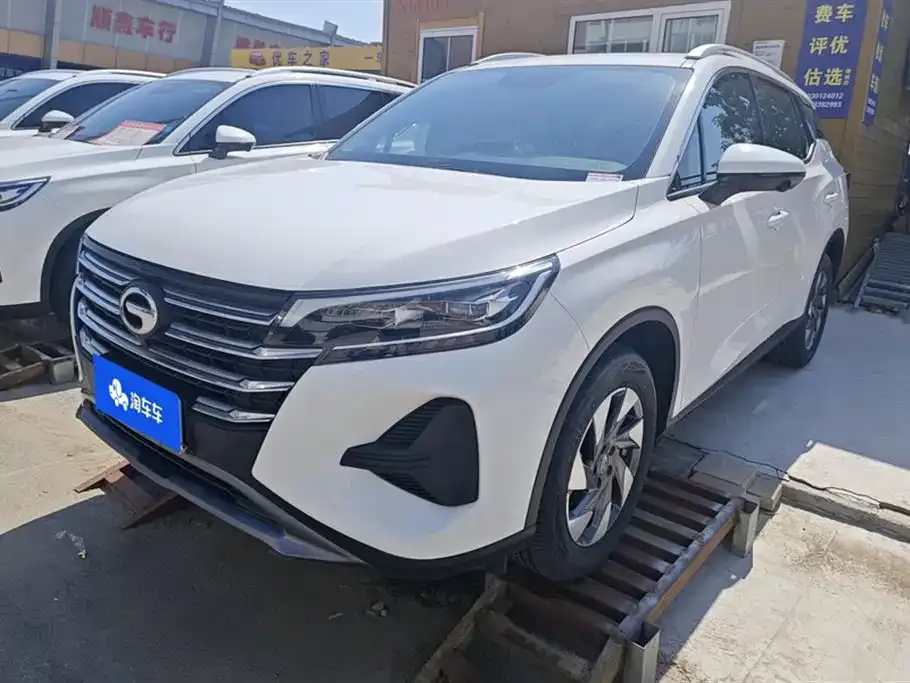 GAC Motor Trumpchi GS4 — фото 1