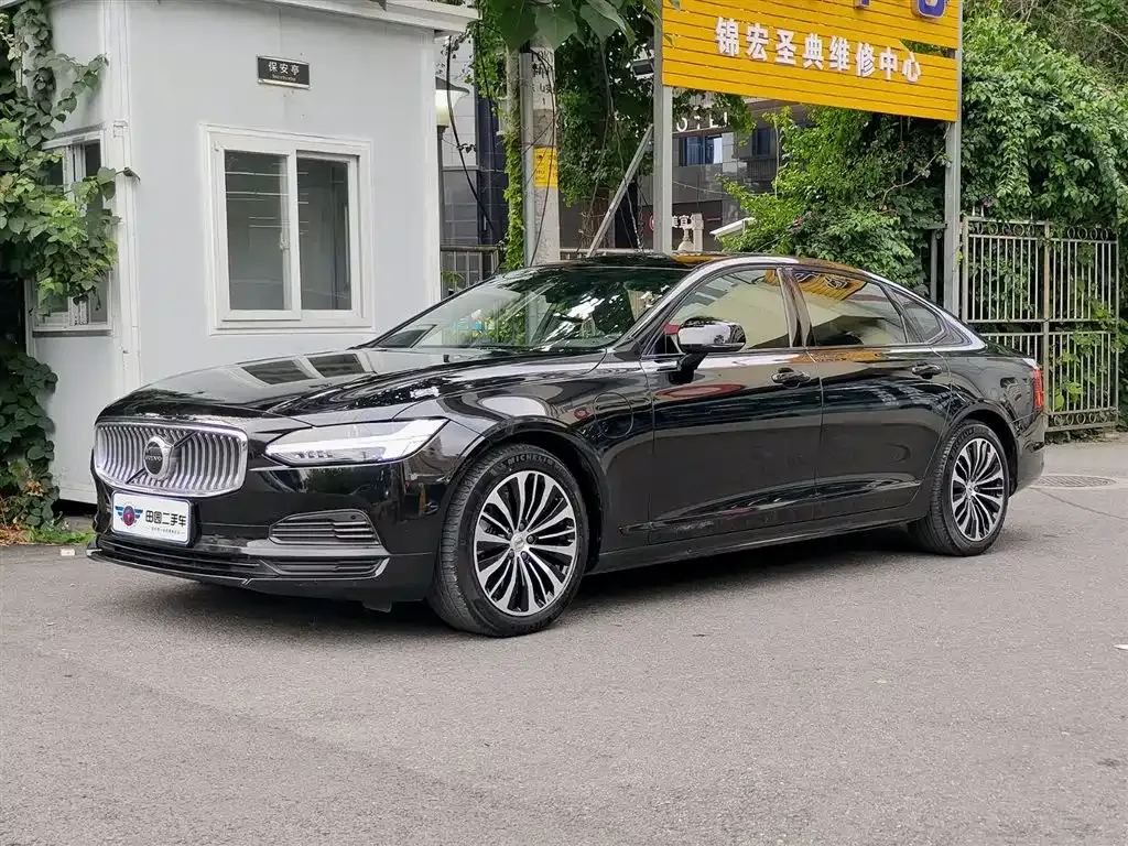 Volvo S90 PHEV — фото 1