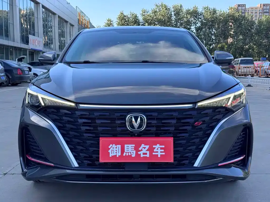 Changan Eado — фото 9
