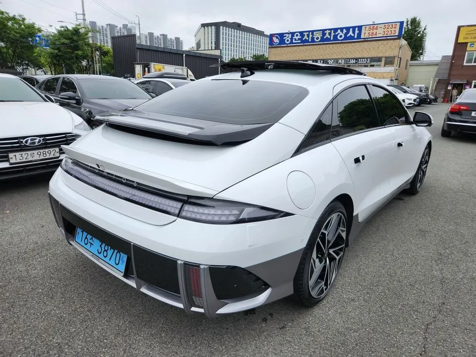 Hyundai Ioniq6 — фото 10