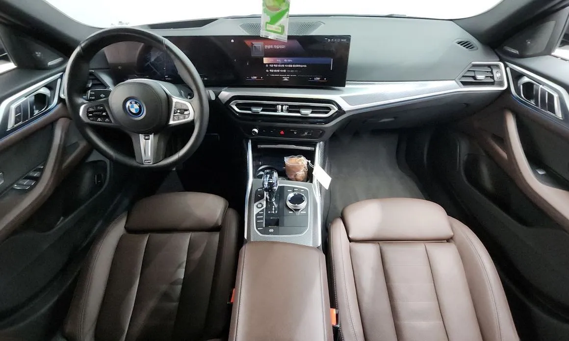 BMW i4 — фото 3