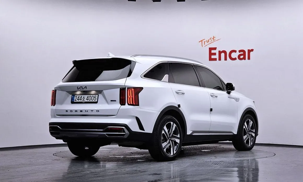 Kia Sorento — фото 4