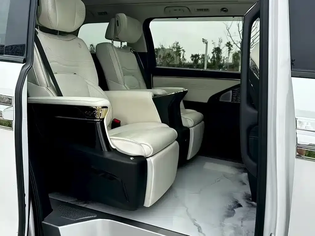 GAC Motor Trumpchi E9 — фото 2