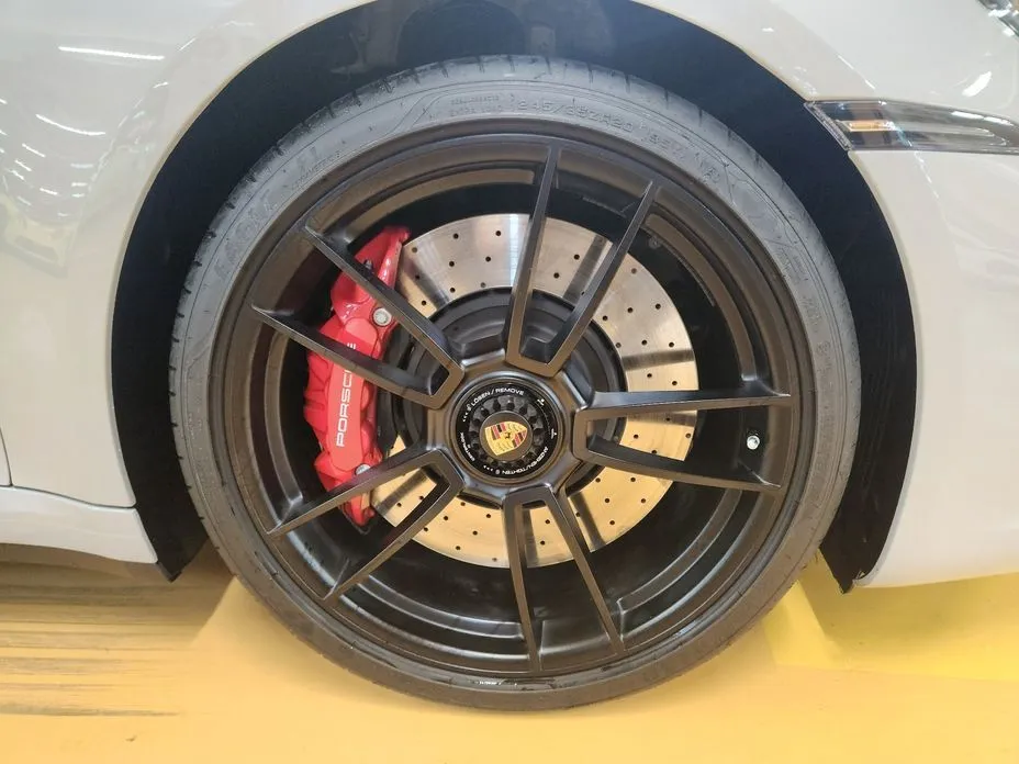 Porsche 911 — фото 7
