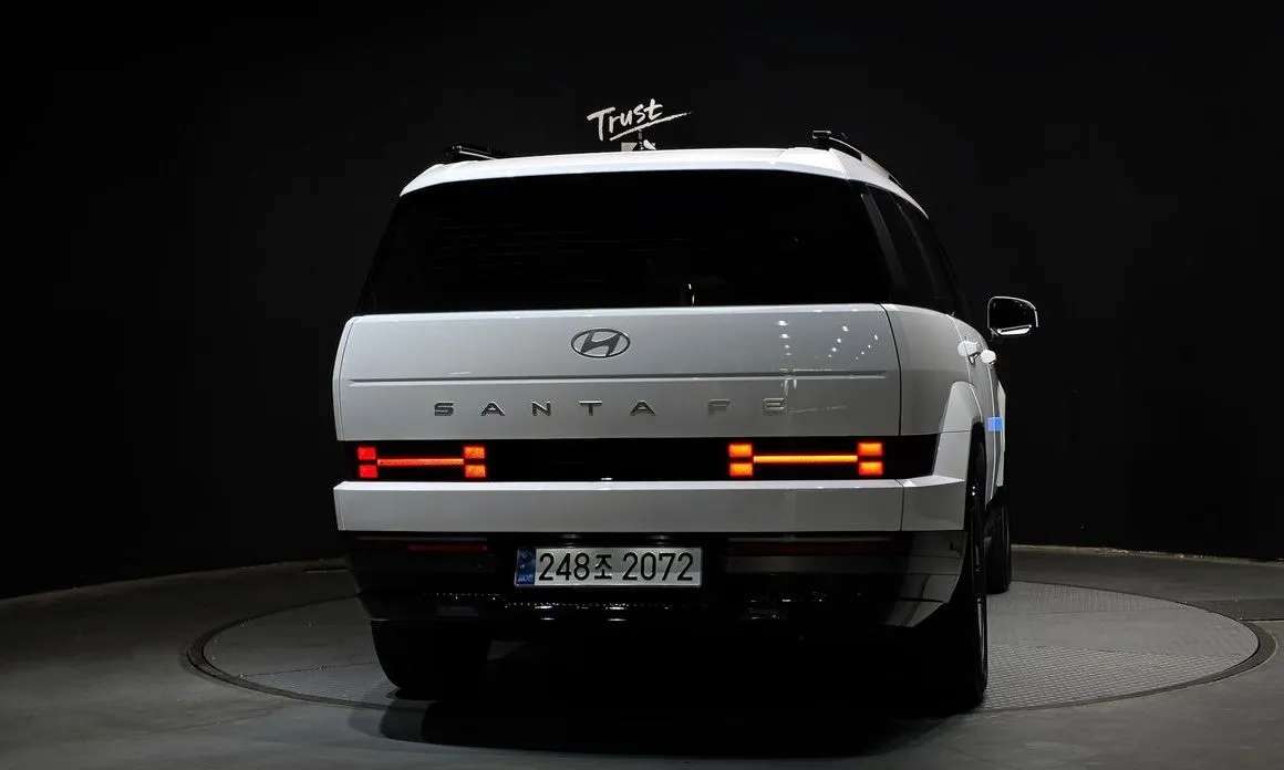 Hyundai Santafe — фото 2