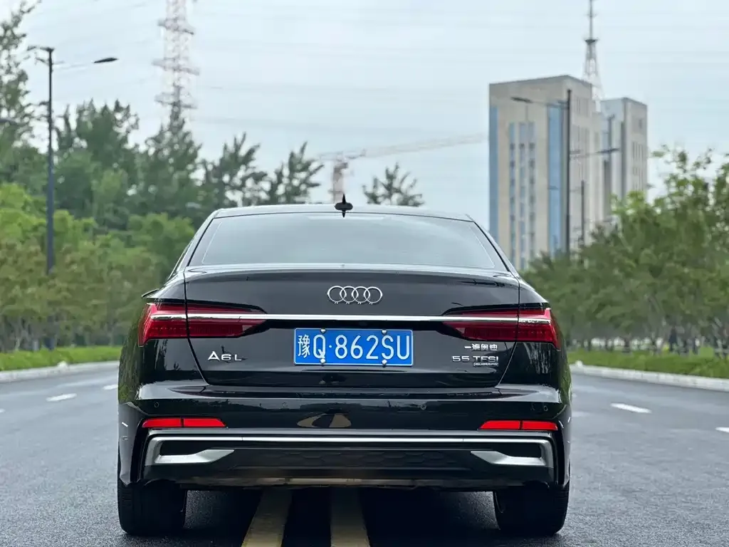 Audi A6L — фото 6