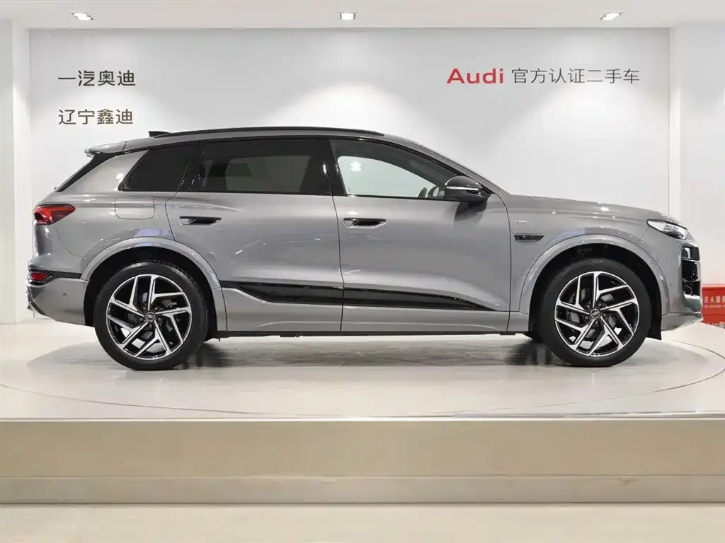 Audi Q6L e-tron — фото 3