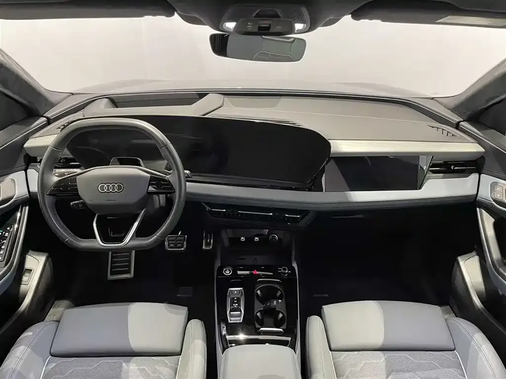Audi Q6L e-tron — фото 8