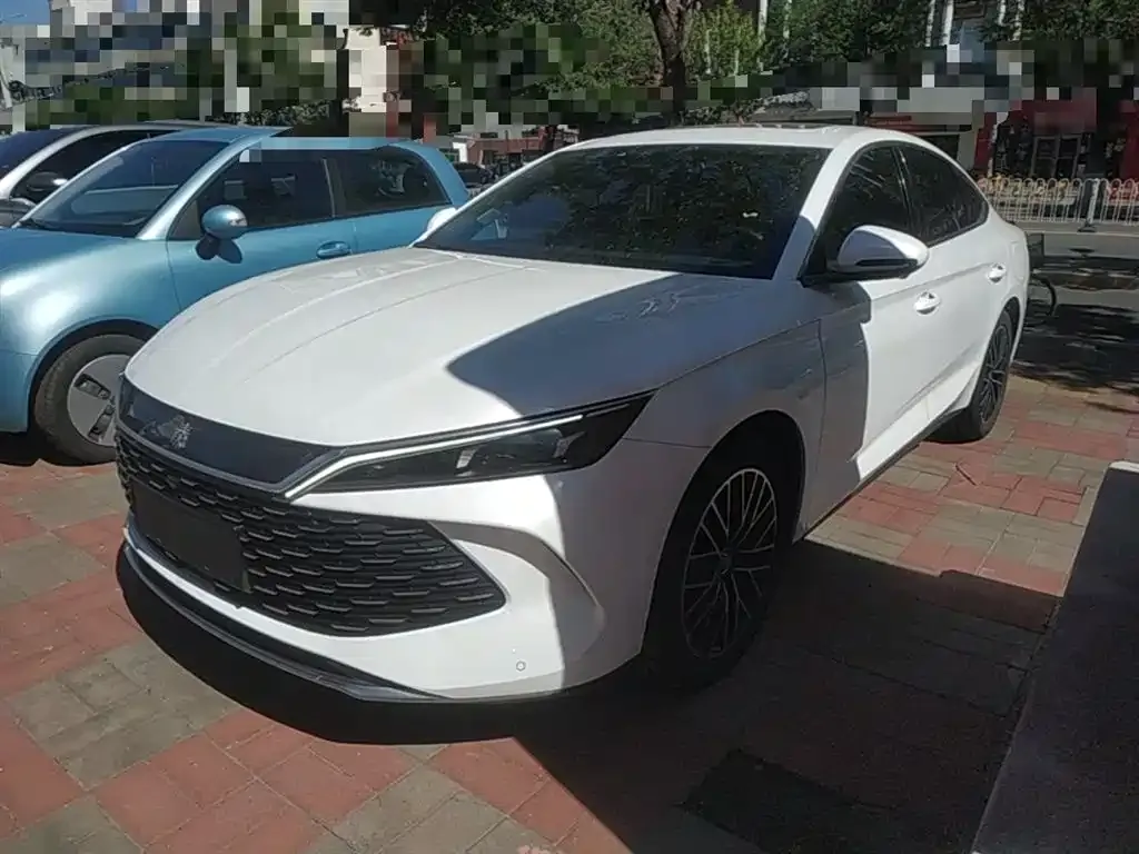 BYD Qin L — фото 1