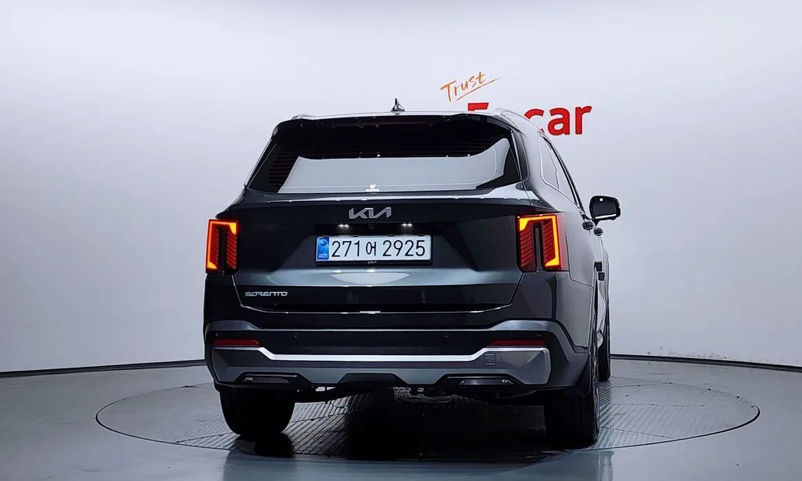 Kia Sorento — фото 7