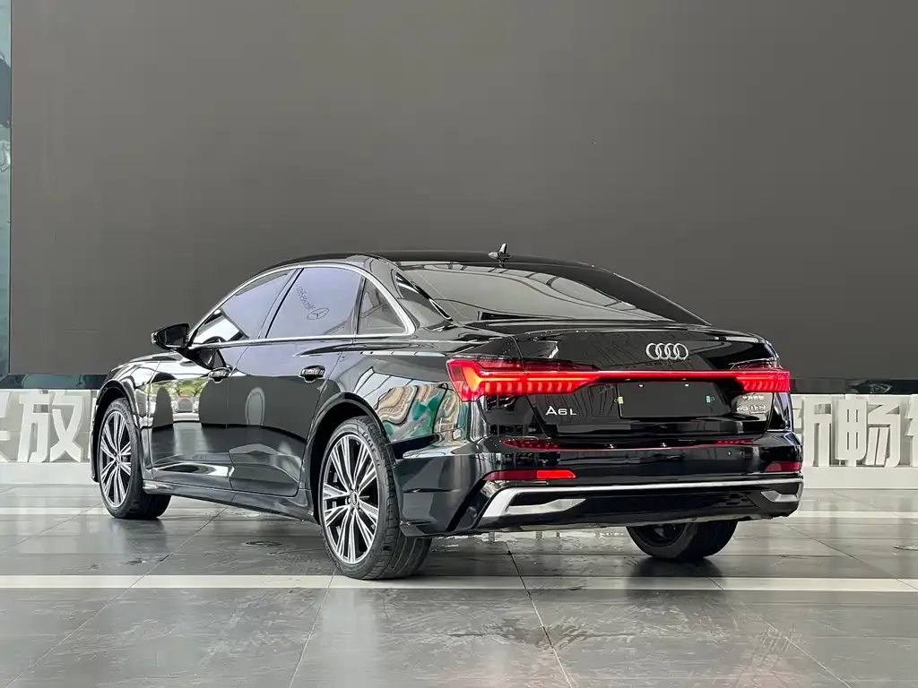 Audi A6L — фото 3