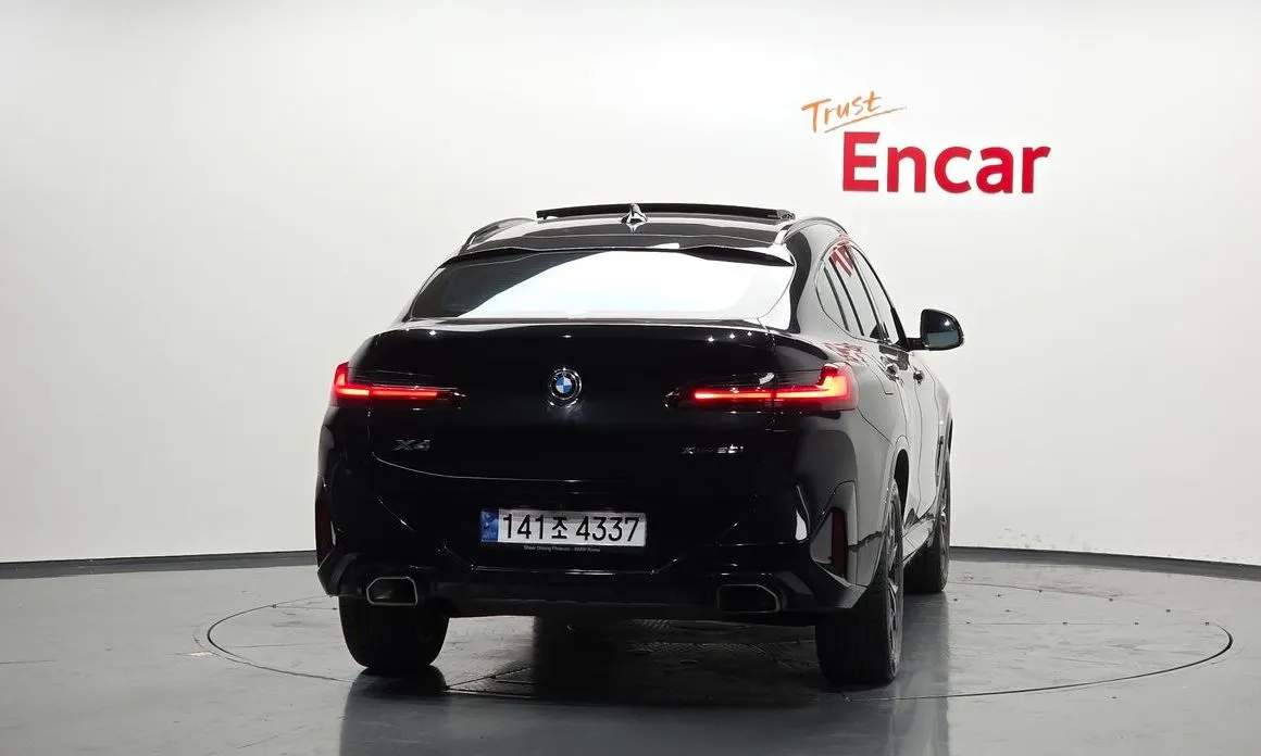 BMW X4 — фото 5