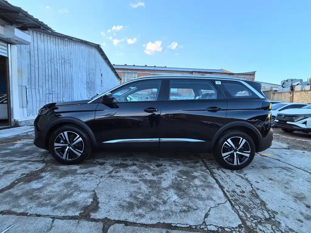 Peugeot 5008 — фото 6