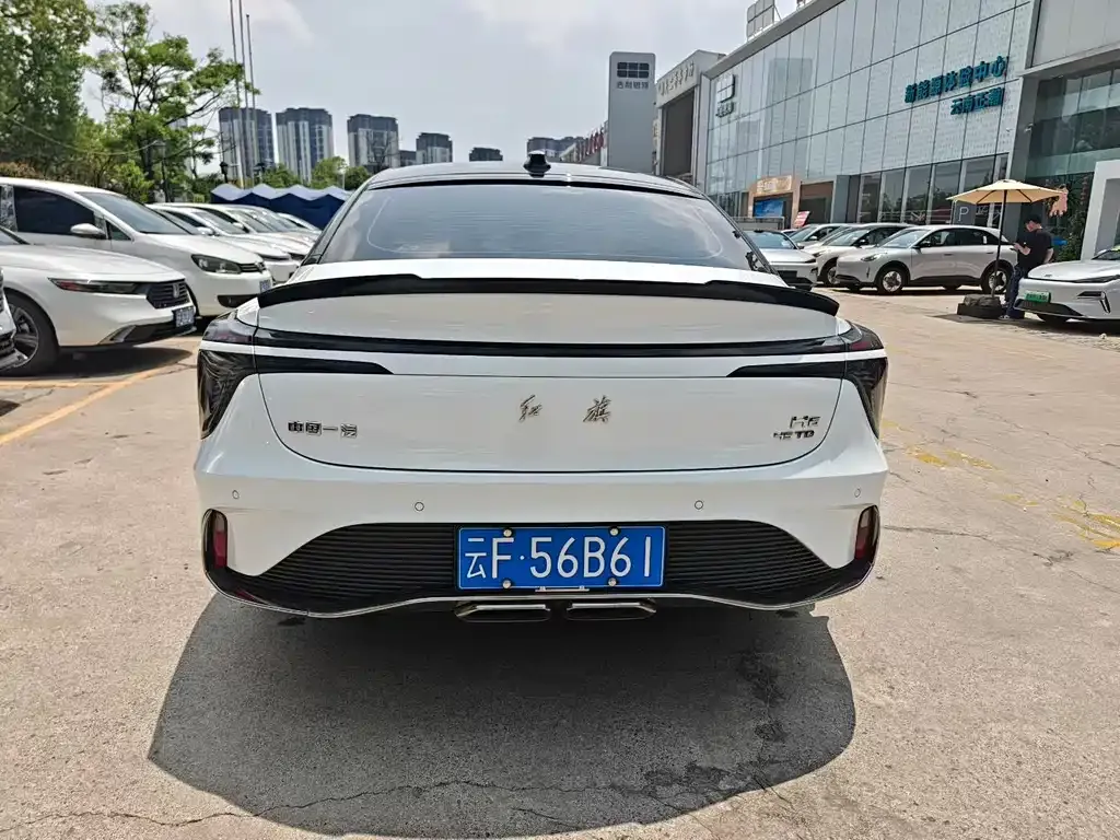 Hongqi H6 — фото 8