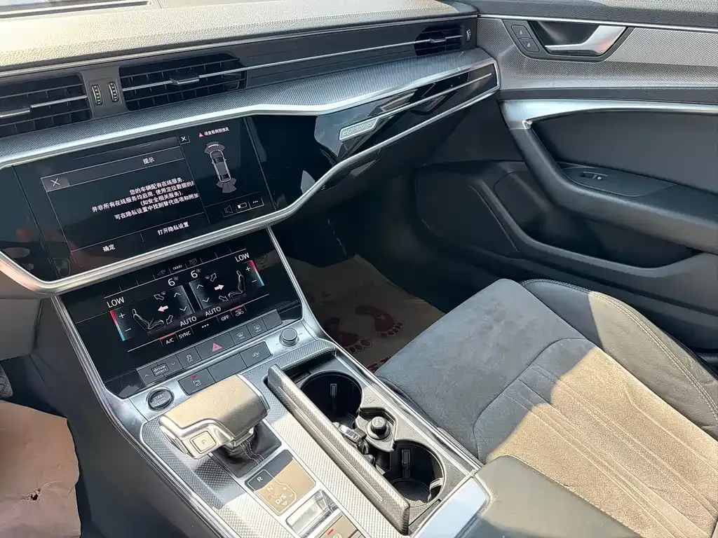 Audi A6L New Energy — фото 9