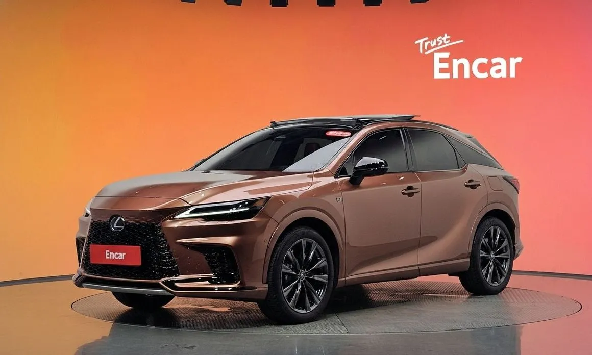 Lexus RX — фото 1