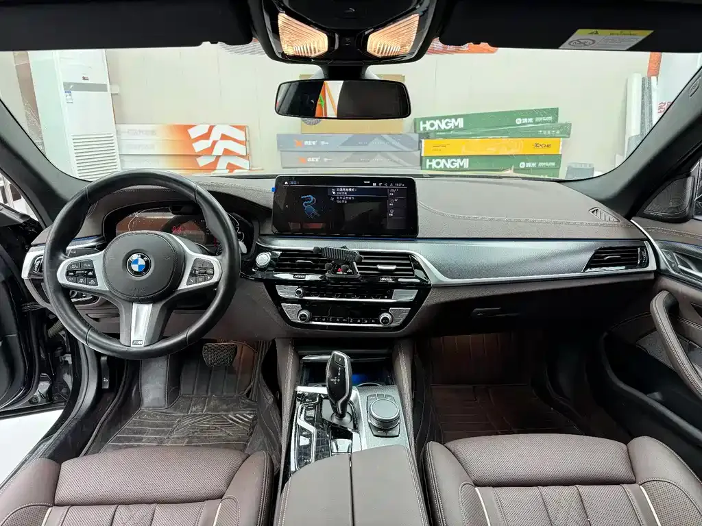 BMW 5 Series New Energy — фото 5