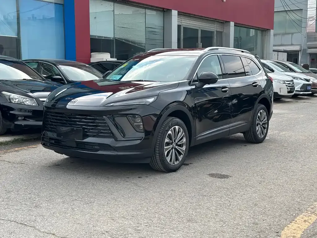 Buick Envision Plus — фото 1