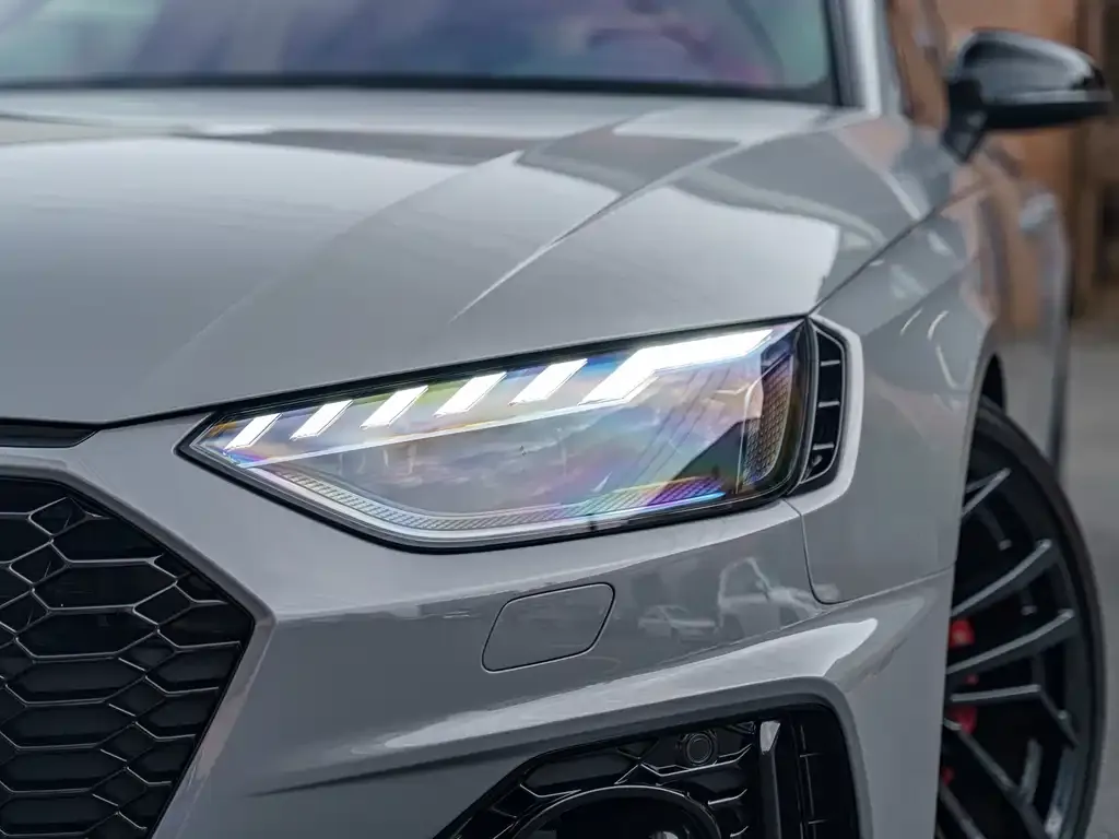 Audi RS 4 — фото 2