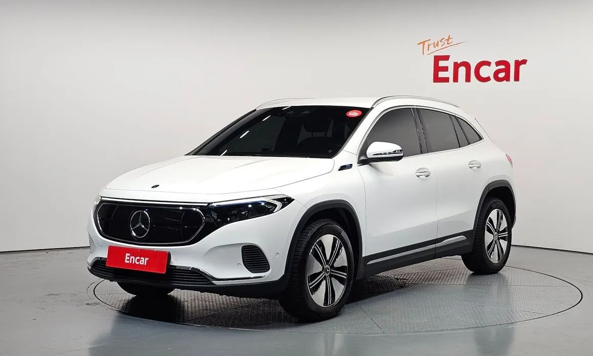 Mercedes-Benz EQA — фото 1