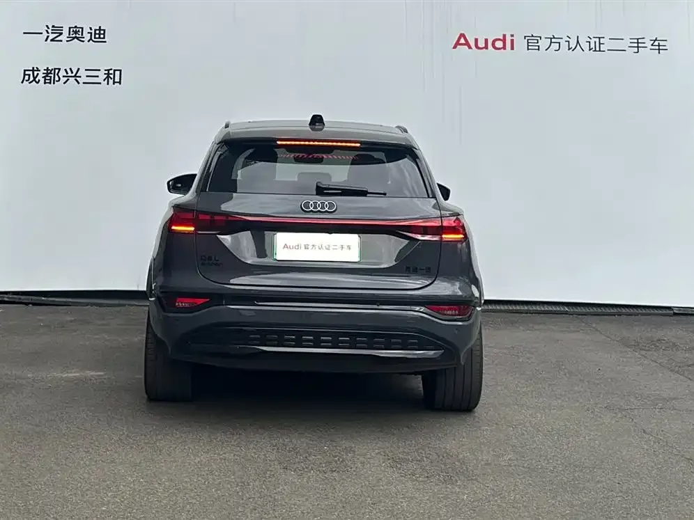 Audi Q6L e-tron — фото 8