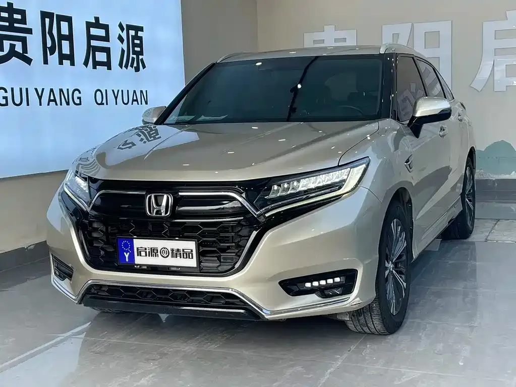 Honda UR-V — фото 1