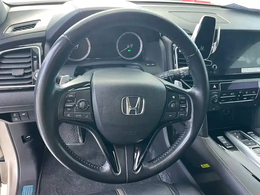 Honda UR-V — фото 7