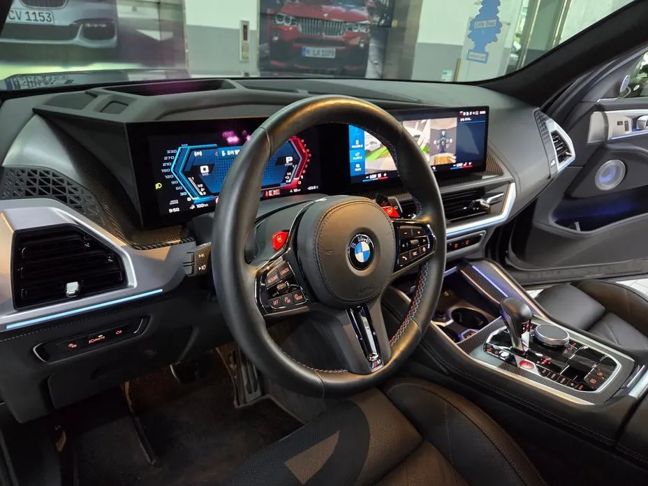 BMW XM — фото 8