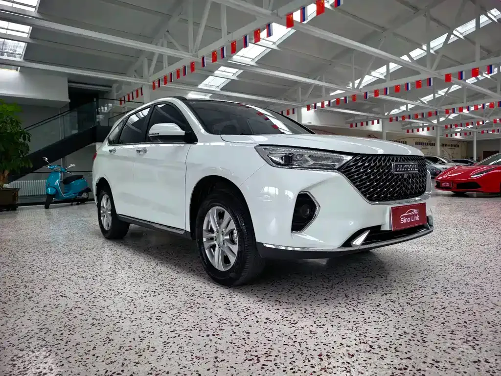 Haval M6 — фото 10