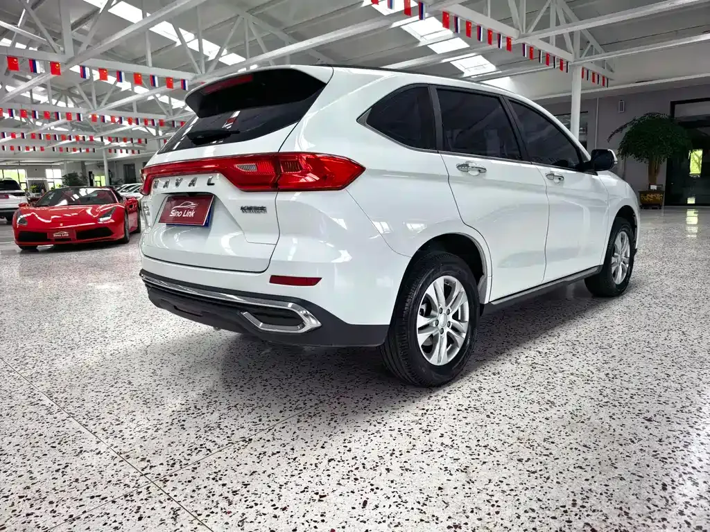 Haval M6 — фото 5