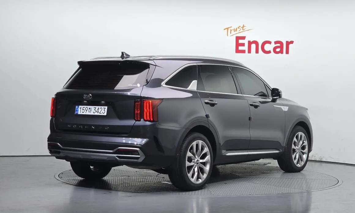 Kia Sorento — фото 8