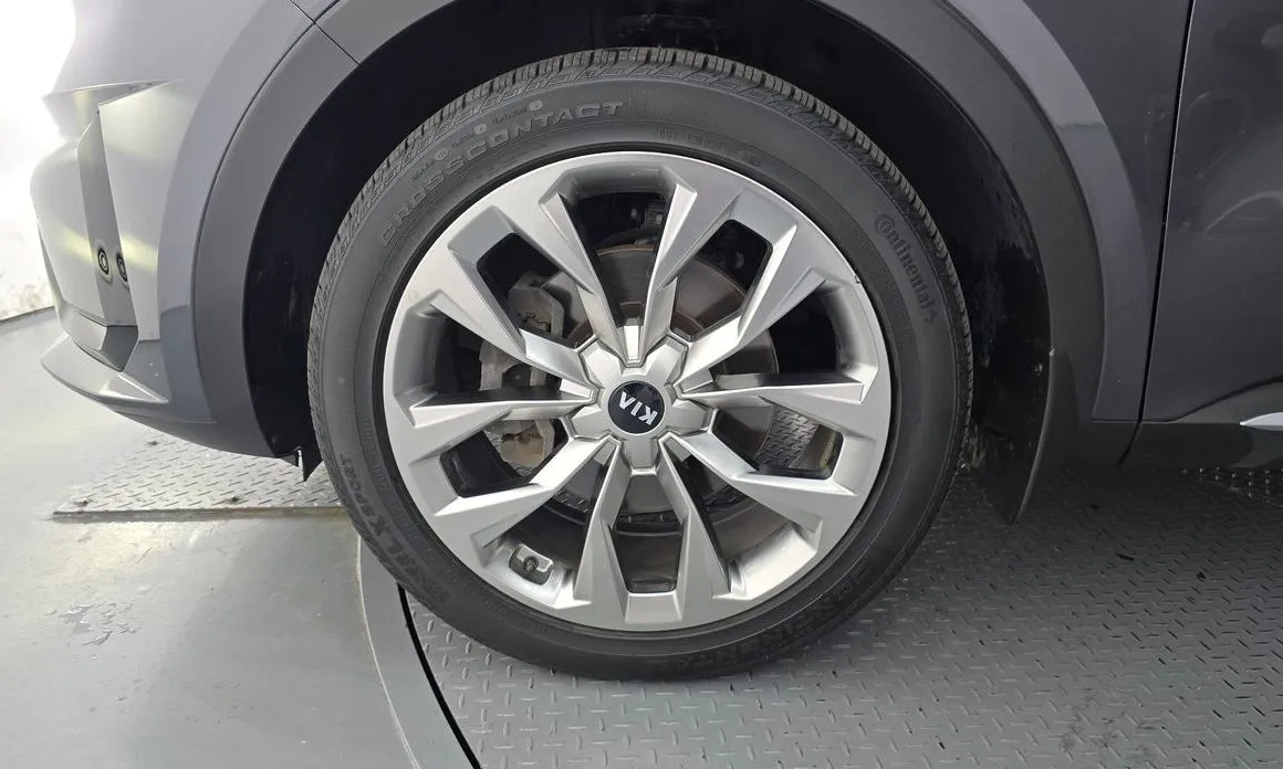 Kia Sorento — фото 3