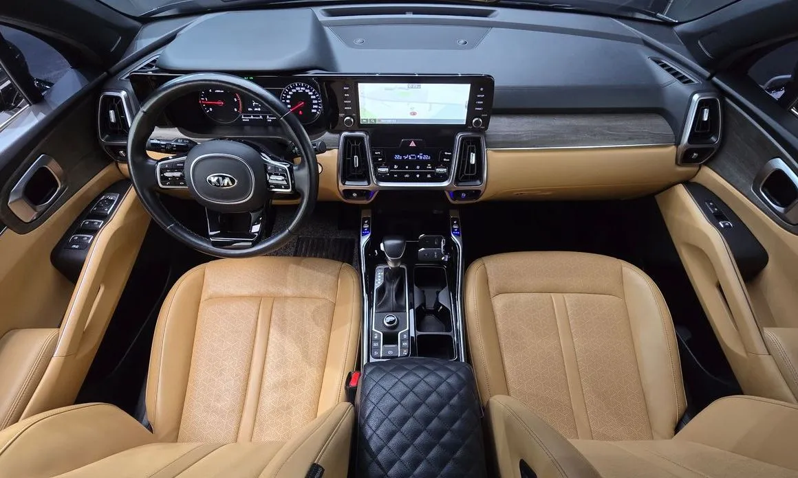 Kia Sorento — фото 7