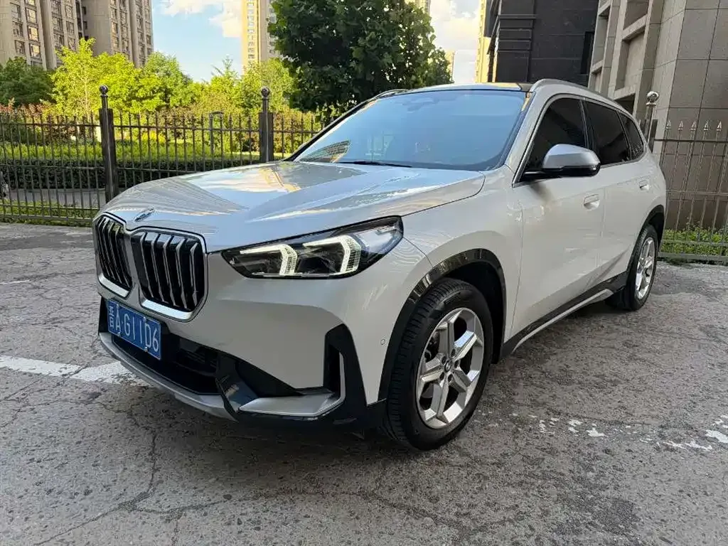 BMW X1 — фото 3