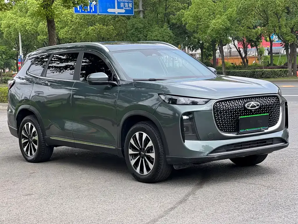 Chery Tiggo 8 PLUS — фото 9