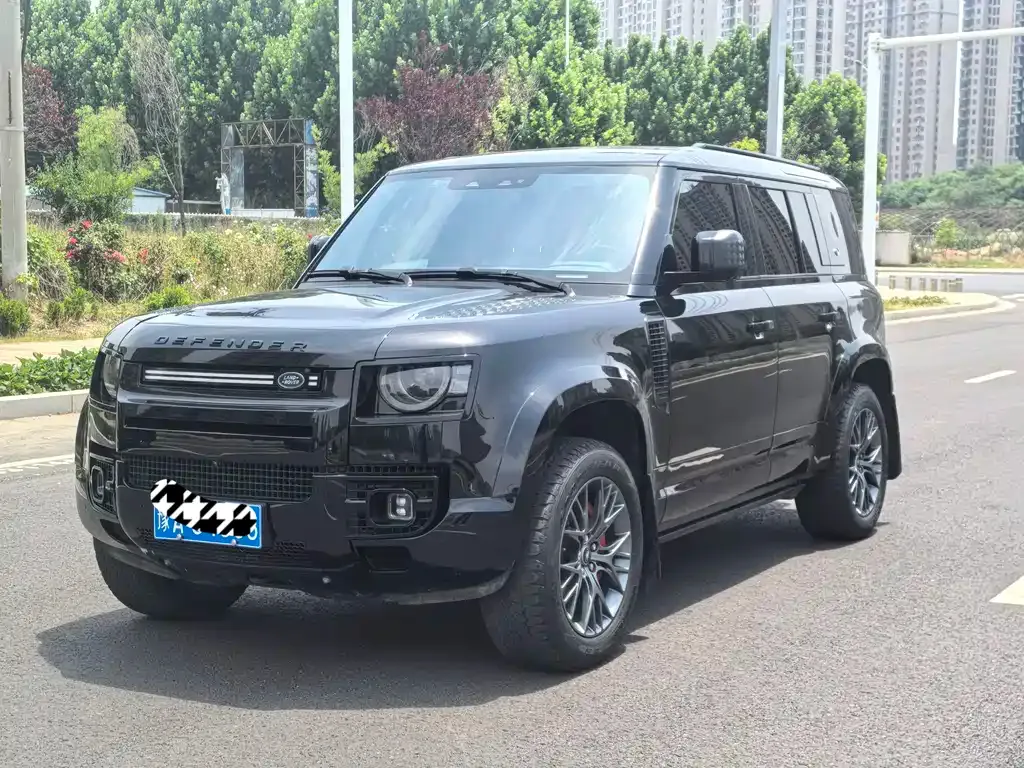 Land Rover Defender — фото 1