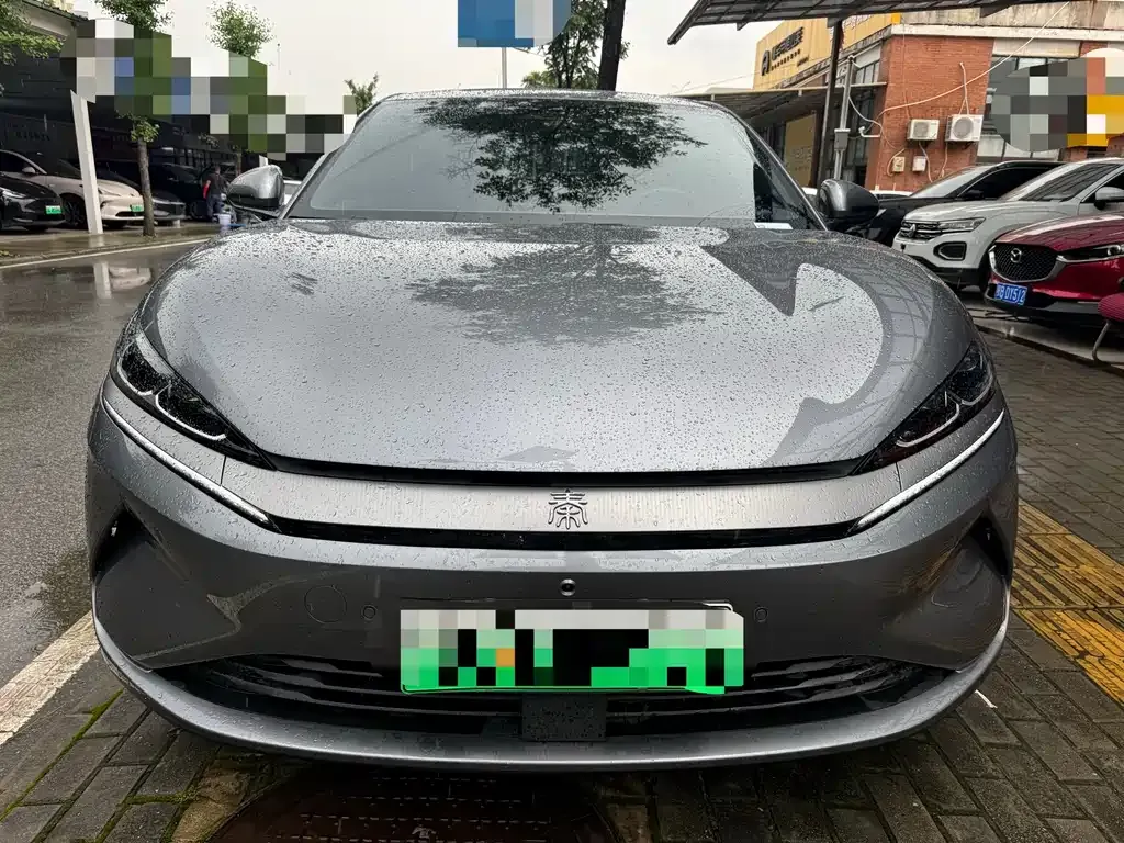 BYD Qin L — фото 9