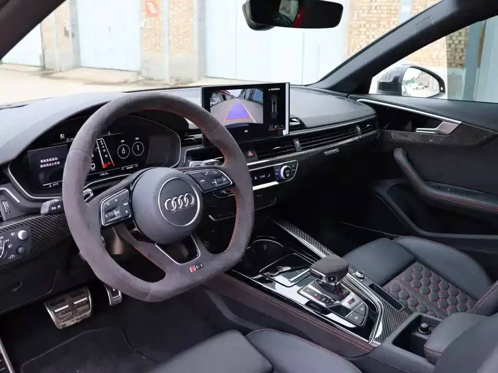 Audi RS 4 — фото 7
