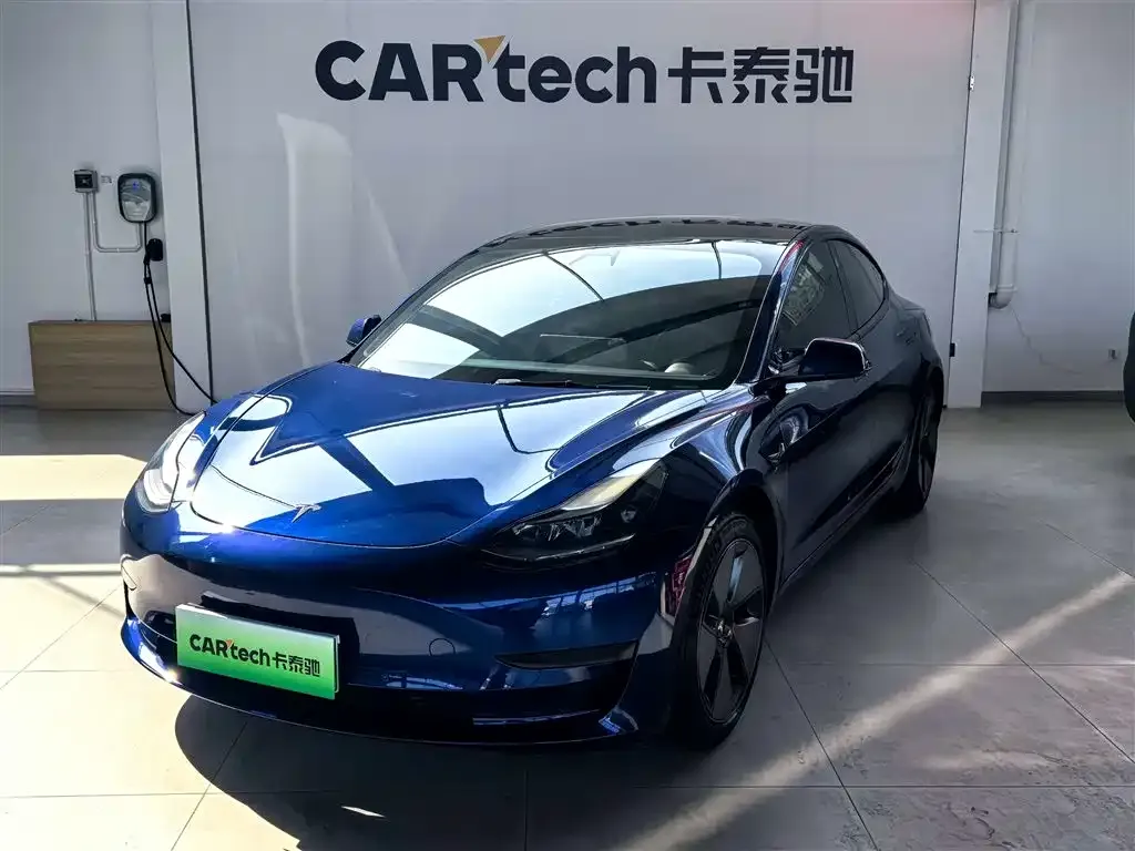 Tesla Model 3 — фото 6