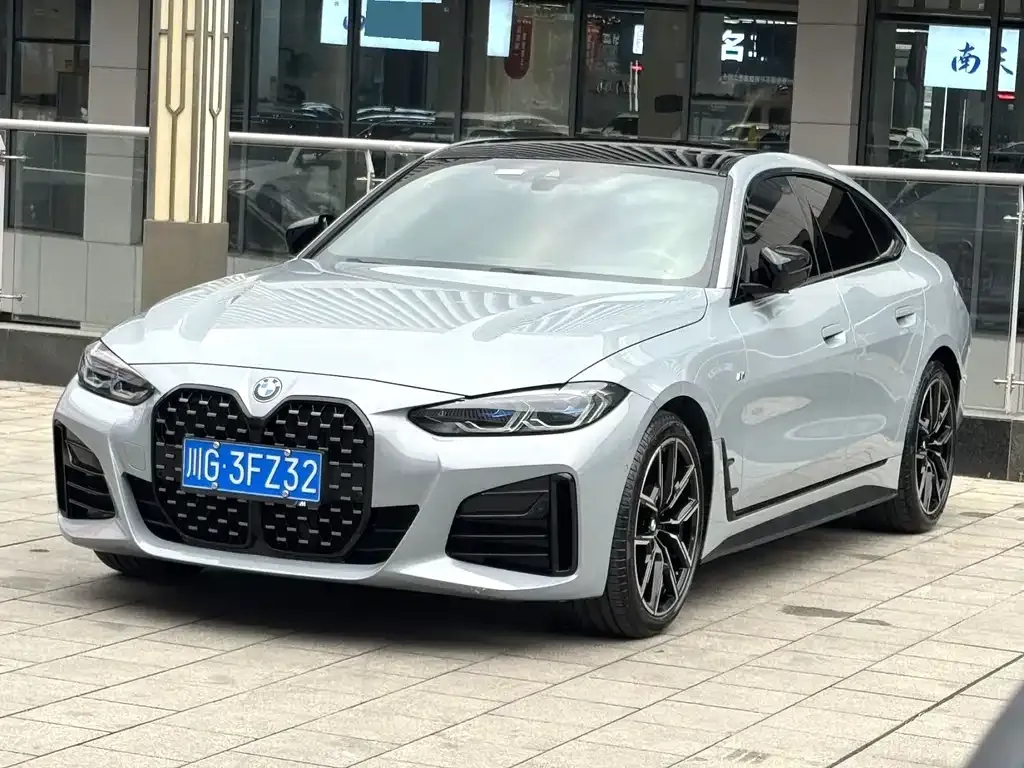 BMW 4 Series — фото 1
