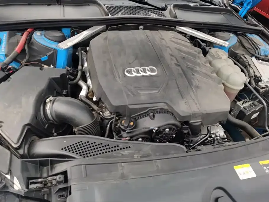 Audi A4 (Import) — фото 7