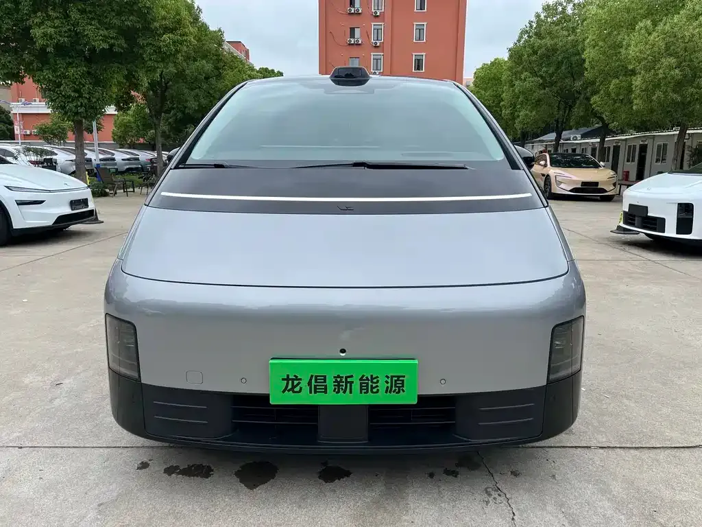 Li Auto MEGA — фото 1
