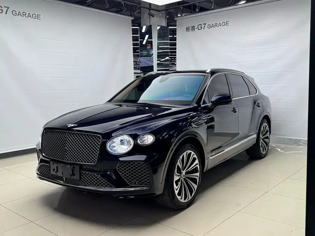 Bentley Bentayga PHEV — фото 1