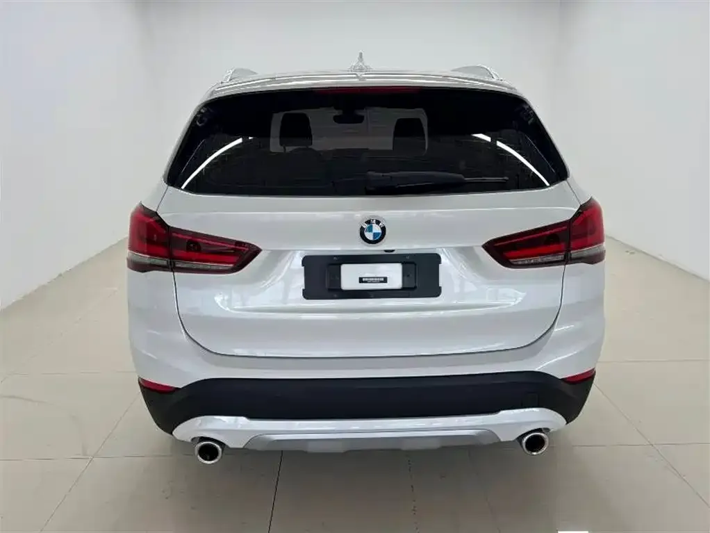 BMW X1 — фото 2