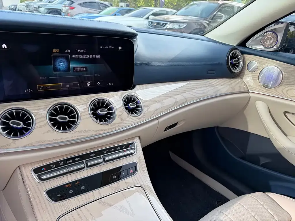 Mercedes-Benz E-Class (Import) — фото 6