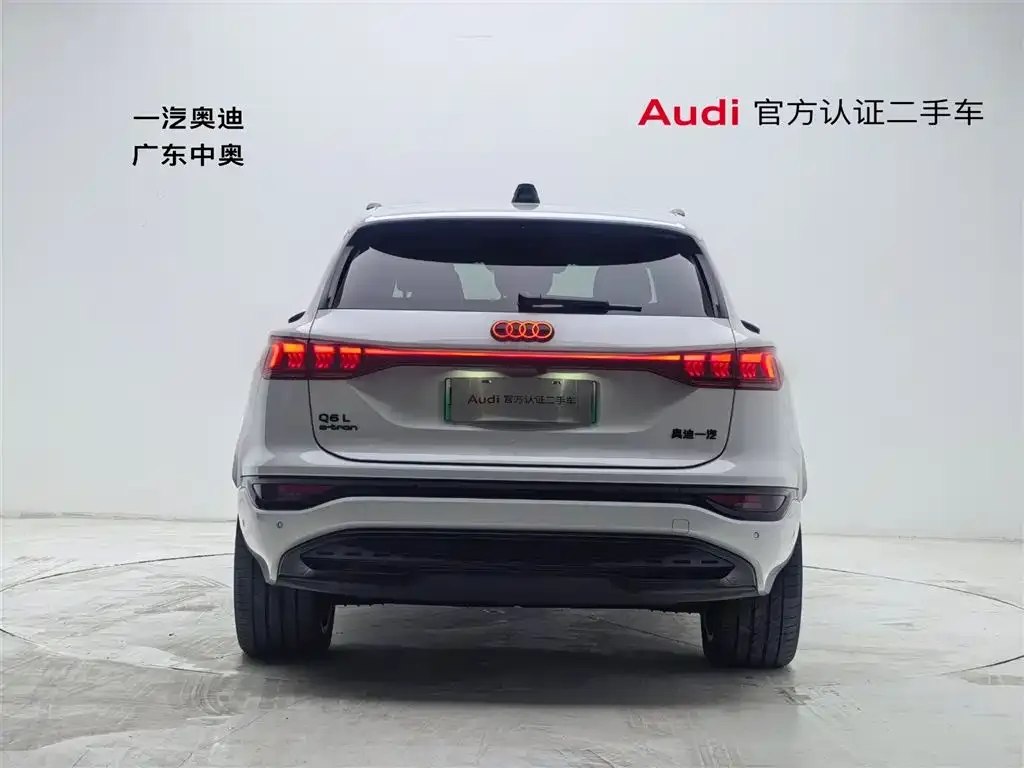 Audi Q6L e-tron — фото 6